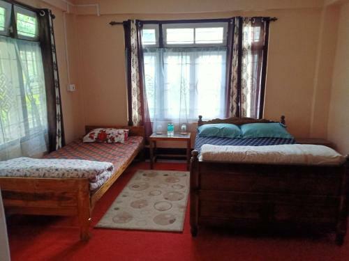 Last Resort, Homestay