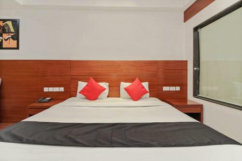 Capital O 35958 Hotel Lake View