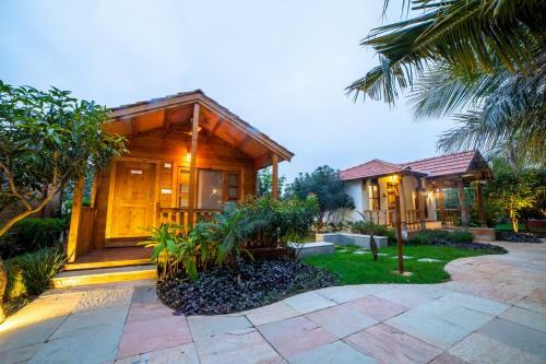 Hotel Brown Town Resort & Spa