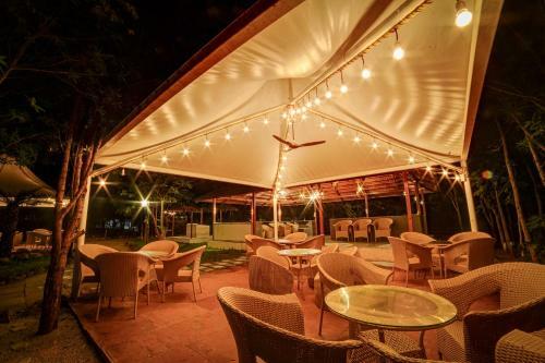 Hotel Brown Town Resort & Spa