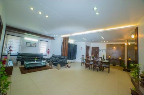 Bed & Breakfast Hill View Hitech City