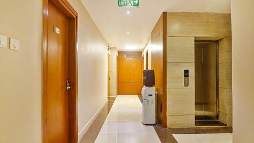 Fabhotel Westside Hi-tech City