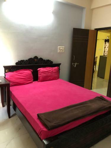 Royal Apartments 2bhk Near Aig Gachibowli