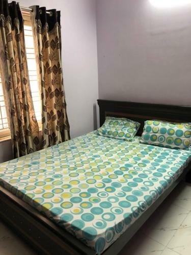Royal Apartments 2bhk Near Aig Gachibowli