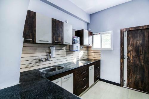 Hostal Oyo Home 48097 Jubilee Homes