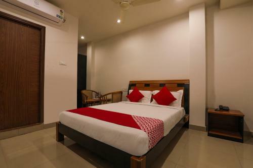 Hotel Oyo 11310 Sri Supraja Pride