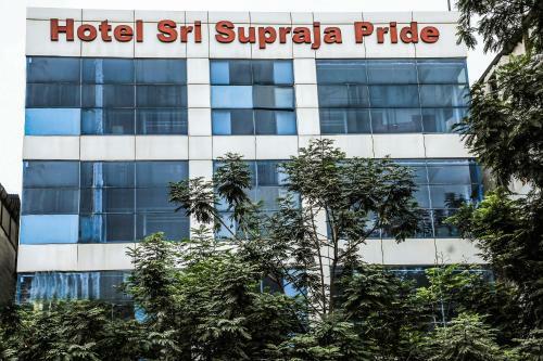Hotel Oyo 11310 Sri Supraja Pride