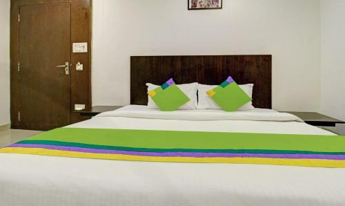 Treebo Trend Blue Dawn Hotels Gachibowli
