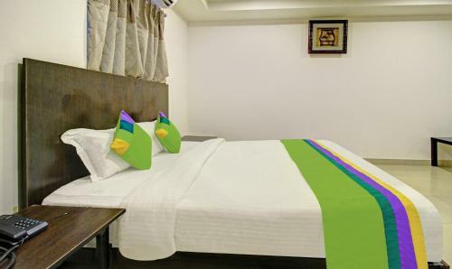 Treebo Trend Blue Dawn Hotels Gachibowli