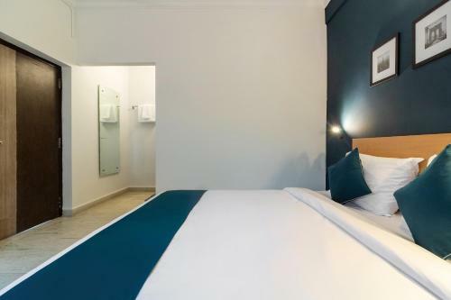 Hotel Silverkey Executive Stays 36044 Hanumanth Nilayam