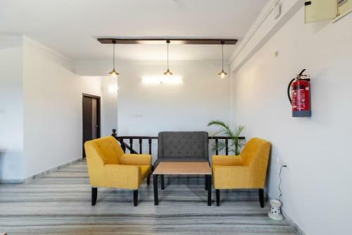 Hotel Silverkey Executive Stays 36044 Hanumanth Nilayam