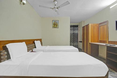 Collection O 82763 Hotel Rahul International