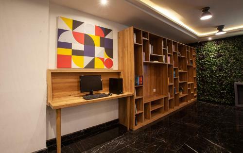 Istay Hotels Hitec