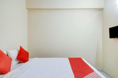 Hotel Oyo 82310 Holiday Inn