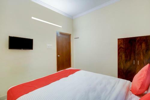 Hotel Oyo 82310 Holiday Inn
