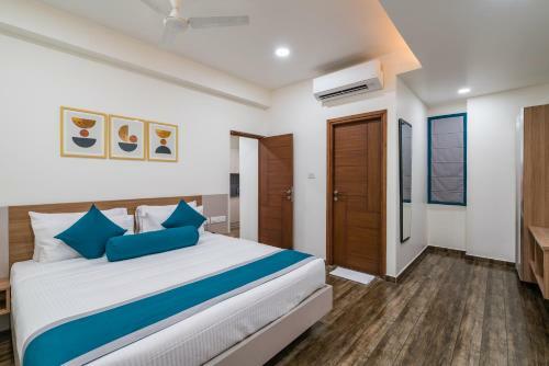 Hotel Skyla Serviced Apartments & Suites, Hi-tech City