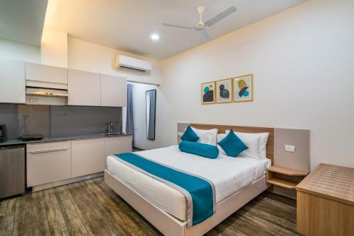 Hotel Skyla Serviced Apartments & Suites, Hi-tech City