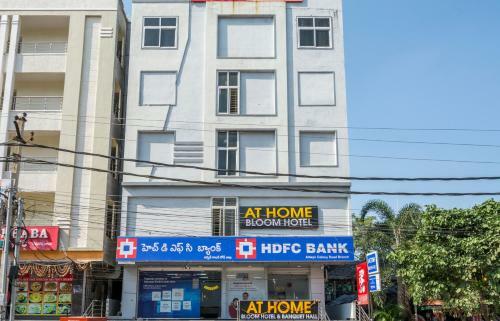 At Home Hotel Bloom