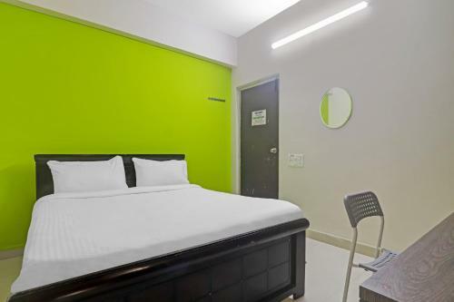 Hotel Collection O 86294 Cozzy Rooms