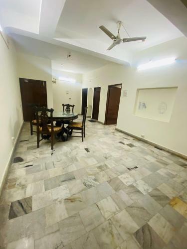 Hostal Hadi Apartment