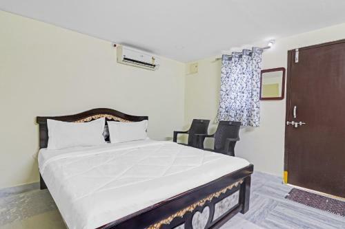 Hotel Oyo 85380 Megha Residency