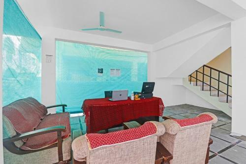 Hotel Oyo 85380 Megha Residency