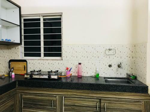 Apartamento Charter Stays - Anjali 102 - 2bhk @ Manikonda