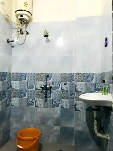 Apartamento Charter Stays - Spacious Flat At Manikonda - 202
