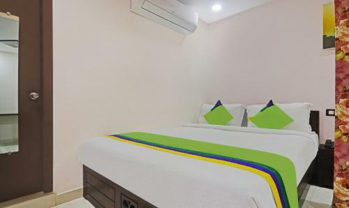 Hotel Treebo Trend J A Royal Suites