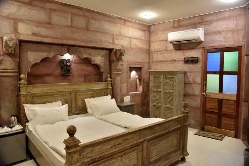 Dev Kothi - Boutique Heritage Stay