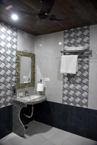 Dev Kothi - Boutique Heritage Stay