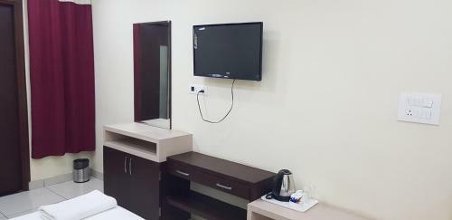 Hotel Teeja's Aiims Road Jodhpur