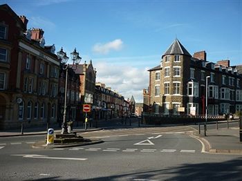 Hostal Greylands Guest House