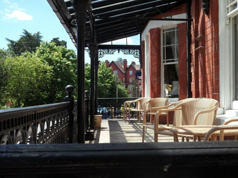 Glen Usk Hotel