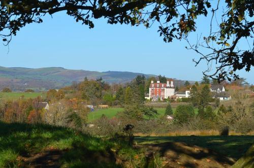 Hostal Highland Moors