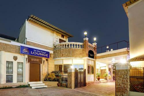 Townhouse Oak Hotel Ardency Blue