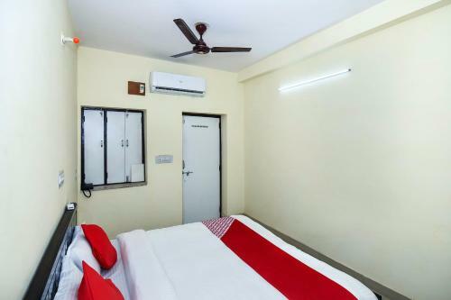 Oyo 28059 Hotel Wayside