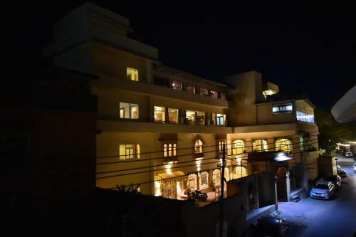 Hotel Clarks Inn Jodhpur
