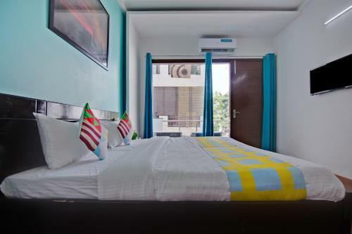 Hostal Oyo Home 29847 Luxurious Rooms Sushant Lok
