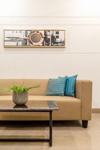 Park Serviced Apartments
