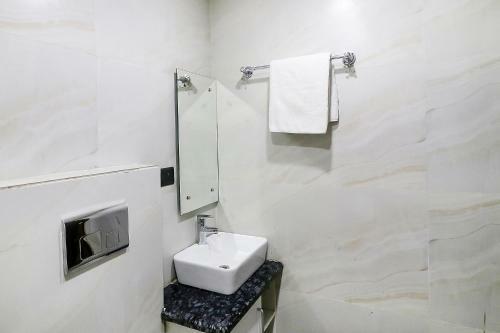 Fabhotel Kiara The Private Suites