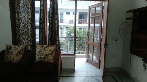 Hostal The Kalka Guest House Services