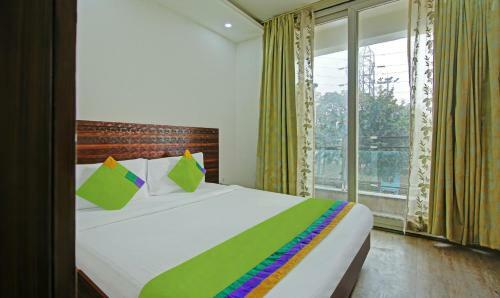 Treebo Trend Hotel Nyra