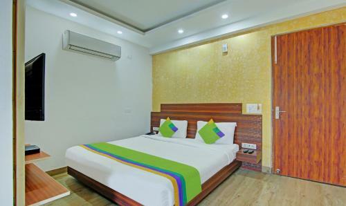 Treebo Trend Hotel Nyra