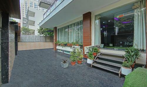 Treebo Trend Hotel Nyra