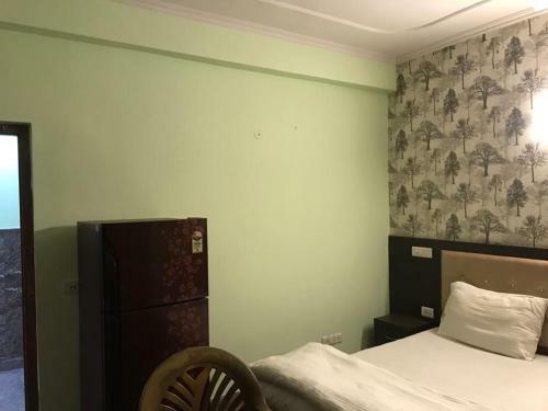 Hotel Chirag Residency By Wb Inn