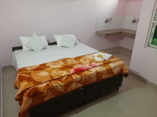 Hostal Leaf Petals Hospitality