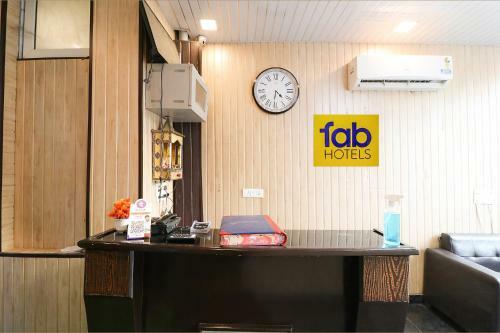 Hostal Fabhotel The Royal Oak