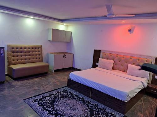 Hotel Singh Service Apartment Medanta