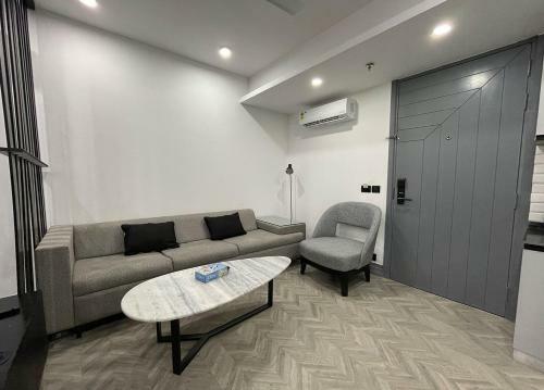 Bedchambers Serviced Apartments - Mg Road
